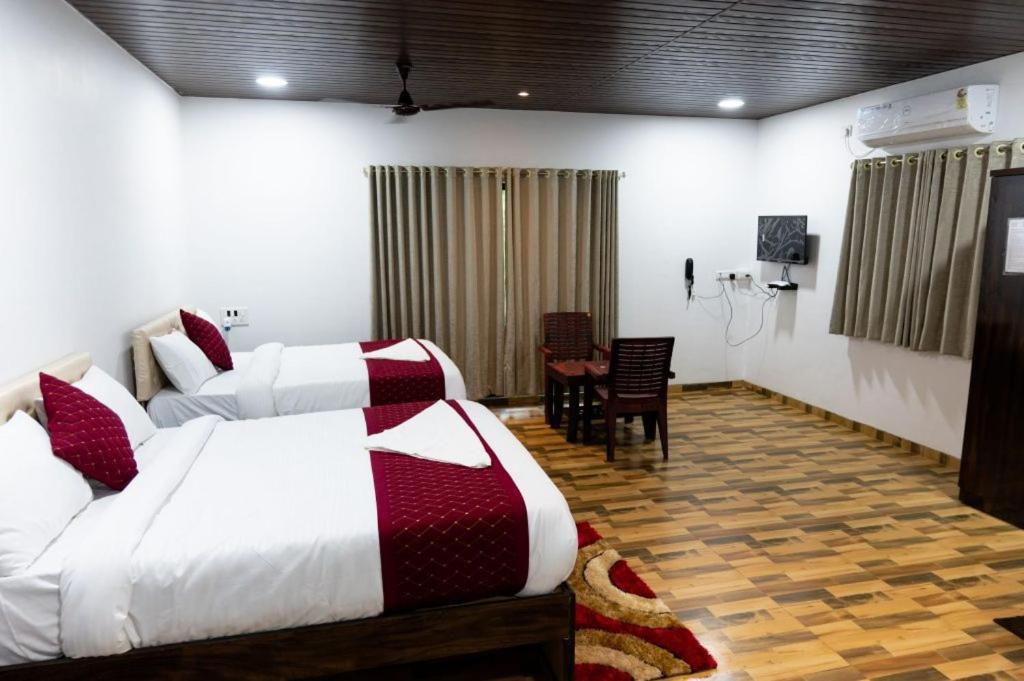 Hotel Mangozzz Magical World Panvel Exteriér fotografie