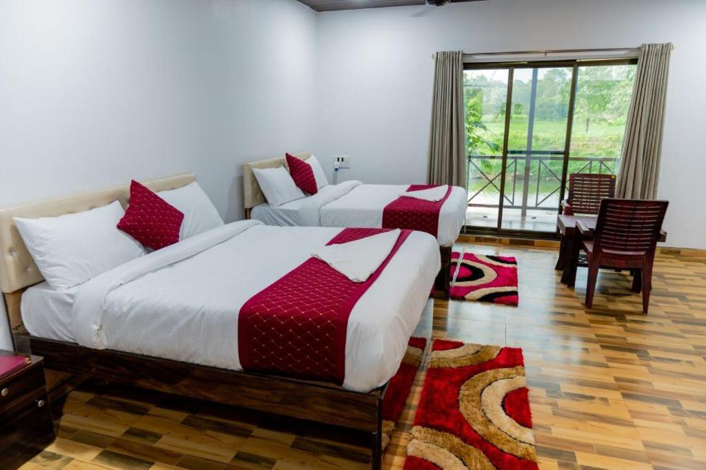 Hotel Mangozzz Magical World Panvel Exteriér fotografie